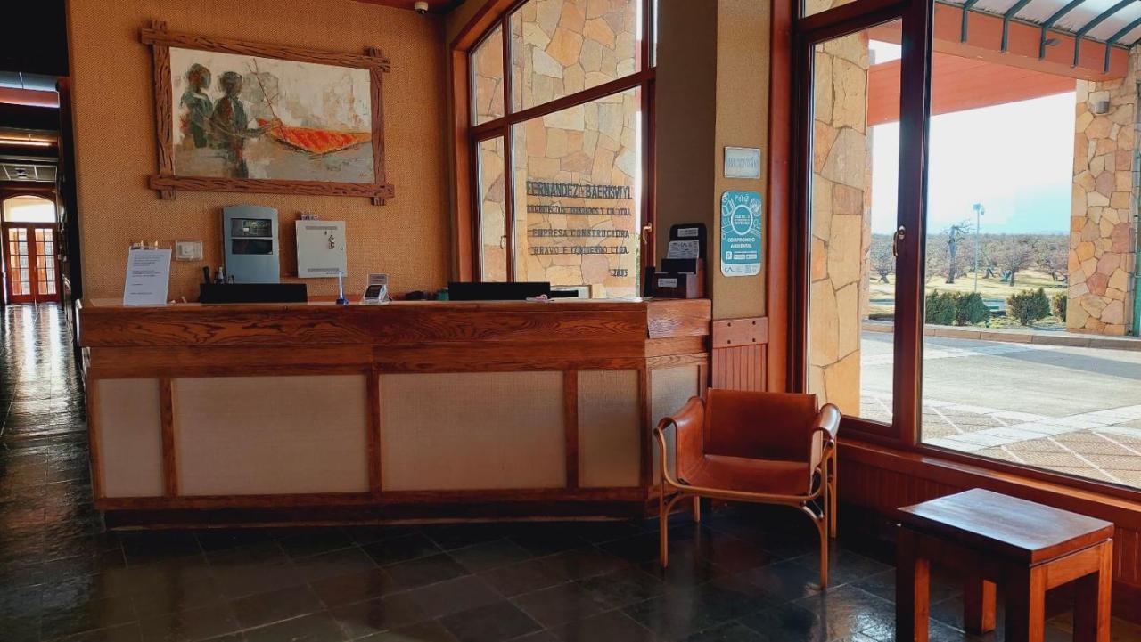Hotel Y Cabanas Llanuras De Diana - Caja Los Andes Puerto Natales Bagian luar foto