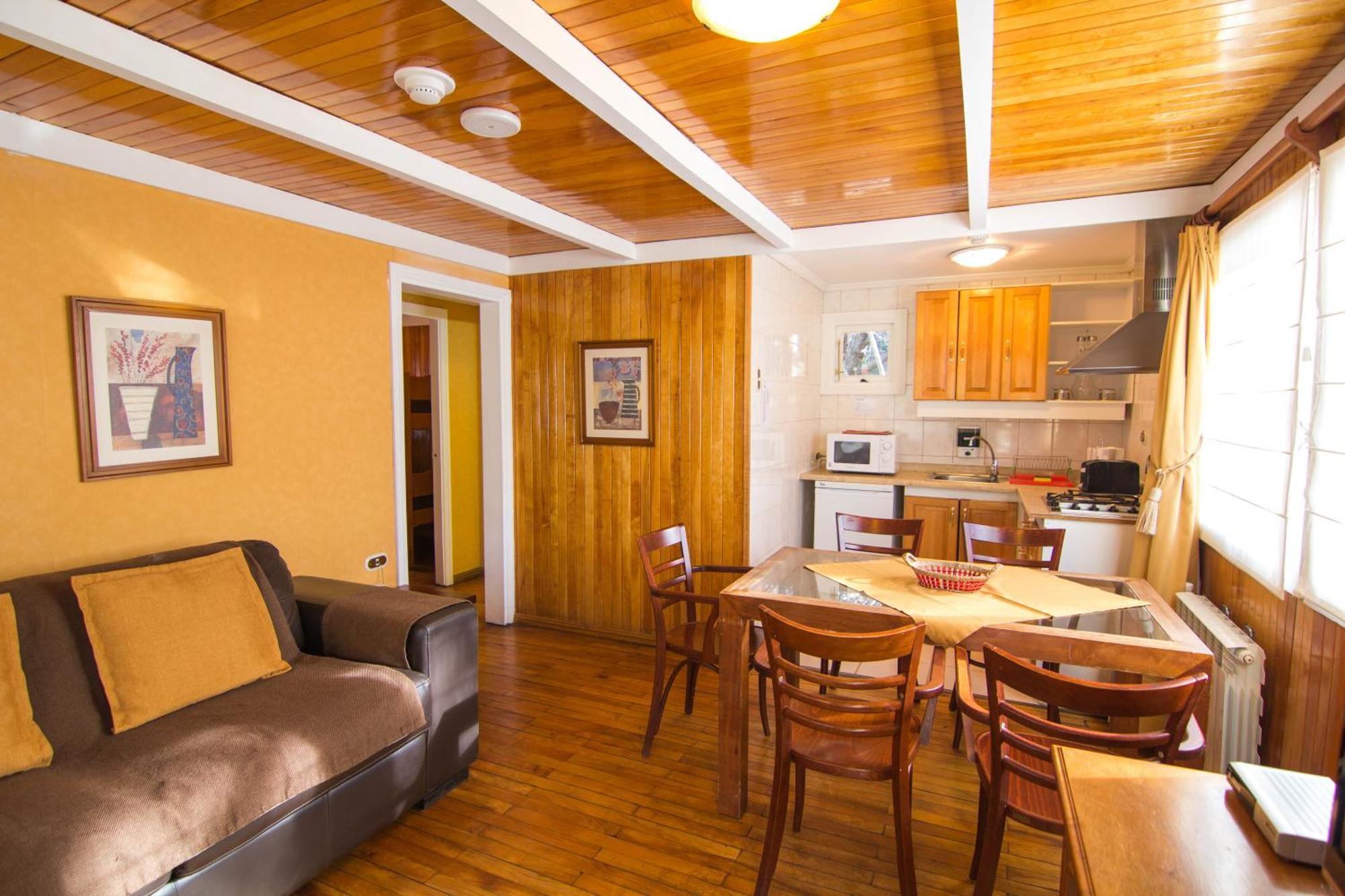 Hotel Y Cabanas Llanuras De Diana - Caja Los Andes Puerto Natales Bagian luar foto